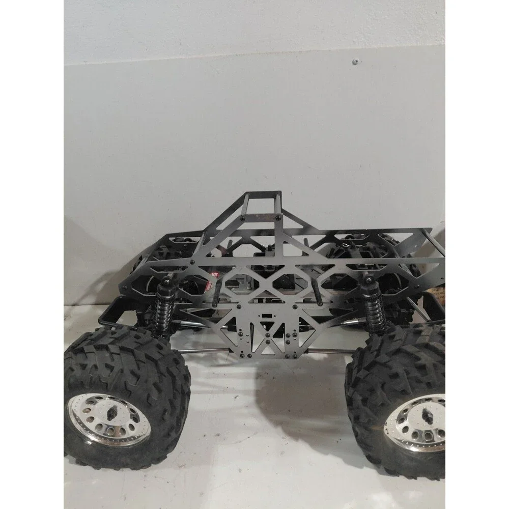 Redcat Racing Radio Control (R/C) Ground Pounder 4x4x4 Monster Truck Roller